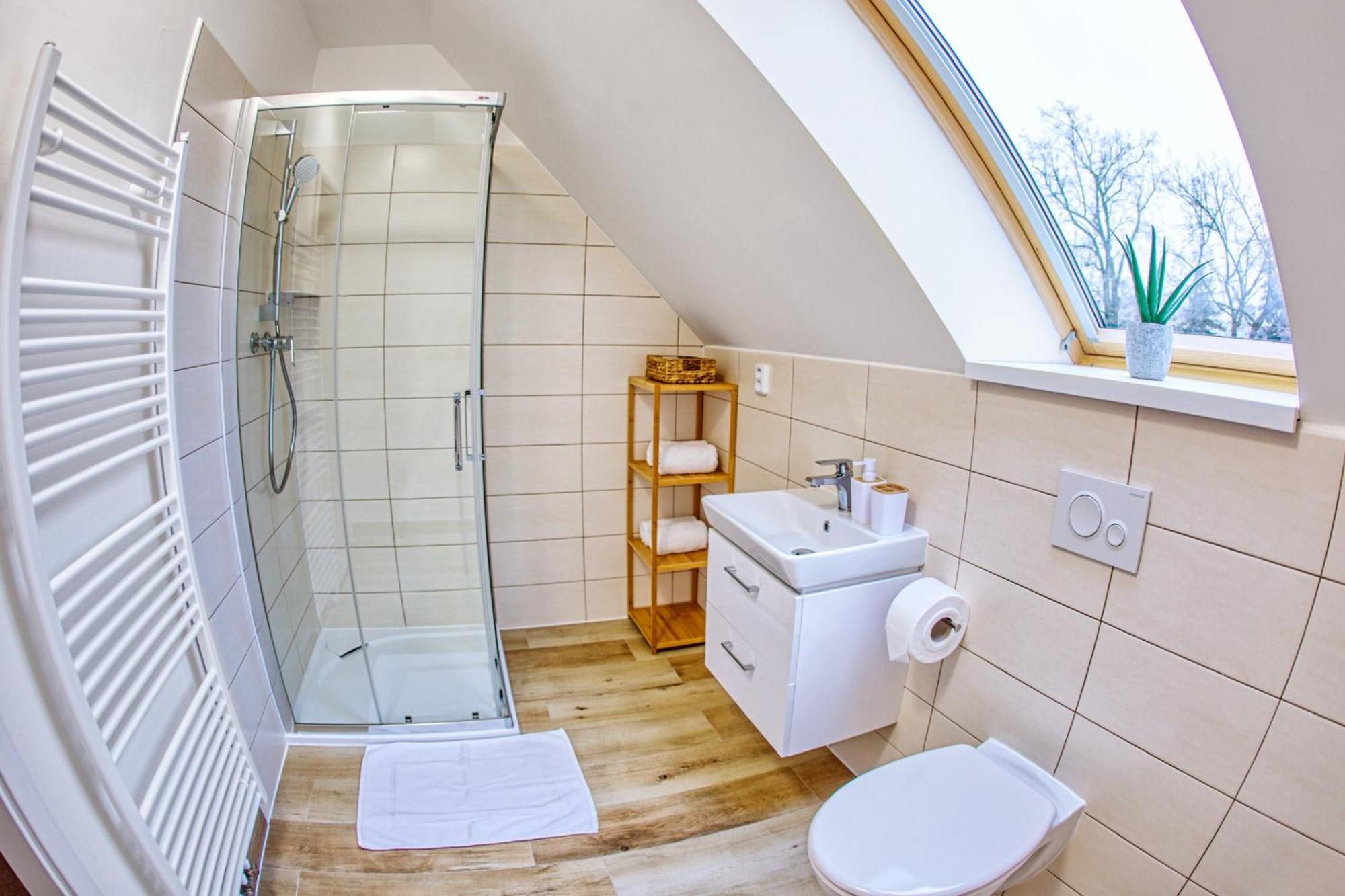 Hotel A Restaurace Ruze Podborany Экстерьер фото